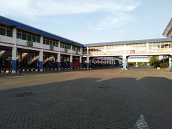 Hari Kedua Lebaran, Arus Balik Mudik di Terminal Bungurasih Masih Normal