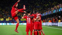Ada lima gol di Estadio de la Ceramica, dengan Liverpool berbalik menang 3-2 atas Villarreal. Si Merah berhak ke final dengan agregat 5-2. Foto: Getty Images/Eric Alonso