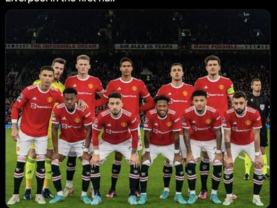 Meme Liverpool Sempat Loyo kayak MU Sebelum Sikat Villarreal