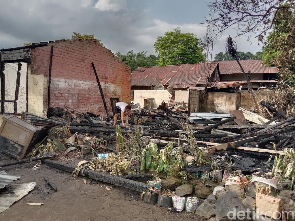 3 Rumah Warga di Manado Terbakar, 1 Balita Sempat Terjebak Diselamatkan