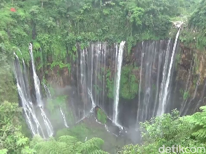 Ayu Tenan! Air Terjun Tumpak Sewu di Lereng Semeru Ayu Tenan! Air Terjun Tumpak Sewu di Lereng Semeru