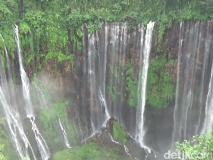 Cantiknya Air Terjun Tumpak Sewu di Lereng Semeru Cantiknya Air Terjun Tumpak Sewu di Lereng Semeru
