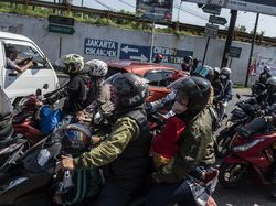 Arus Balik di Karawang Mulai Padat Pemudik Sepeda Motor