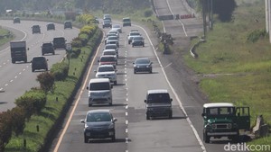 Arus Balik Tol Padaleunyi Arah Jakarta Mulai Ramai