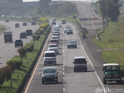 Arus Balik Tol Padaleunyi Arah Jakarta Mulai Ramai