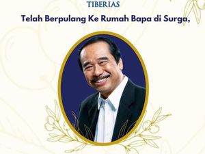 Mendiang Pendeta Yesaya Pariadji dalam Kenangan Mendiang Pendeta Yesaya Pariadji dalam Kenangan