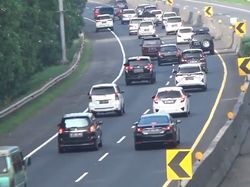 H+3 Lebaran, Arus Kendaraan di Tol Cipularang Arah Bandung Ramai