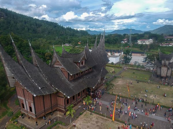 Istano Basa Pagaruyung, Bangunan Elok Penuh Sejarah di Sumbar
