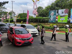 Parkiran Full, Jalur ke Jatim Park 2 Dibuka Tutup Parkiran Full, Jalur ke Jatim Park 2 Dibuka Tutup