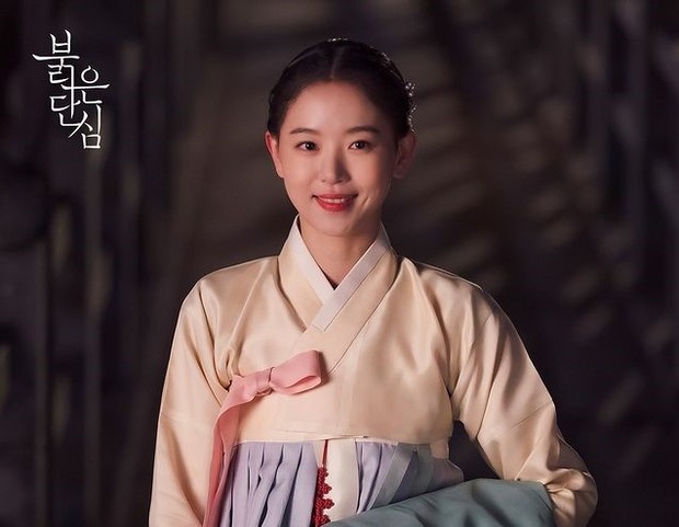 Kang Han Na berperan sebagai Yoo Jung/ Foto: instagram.com/kbsdrama