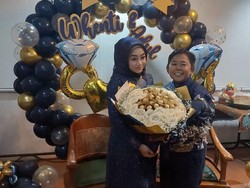 Adul Menikahi Whenti dengan Mas Kawin Emas 13 Gram dan Uang Rp 110.622