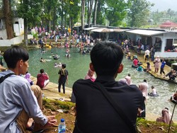 H+3 Lebaran, Pemandian Alam Cihunjuran Pandeglang Diserbu Wisatawan