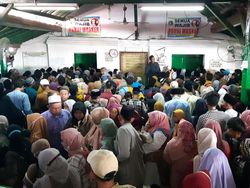 H+3 Lebaran, Makam Sultan Pertama Banten Kedatangan Banyak Peziarah