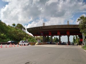 Arus Lalu Lintas di Tol Merak Lancar Pagi Ini Arus Lalu Lintas di Tol Merak Lancar Pagi Ini