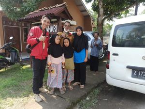 Berkat Medsos, 2 Bocah Hilang di Batuhiu Bertemu Keluarganya