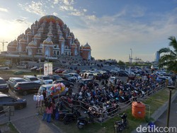 Rawan Jukir Liar di CPI Makassar Saat Pengunjung Padat, Satpol PP Disiagakan