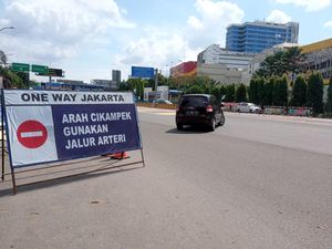 Dear Warga Bekasi, Ini Info Penting Selama One Way Arus Balik Berlaku di Tol Dear Warga Bekasi, Ini Info Penting Selama One Way Arus Balik Berlaku di Tol