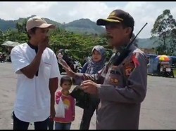 Gercep Polisi Antar Pasutri Asal Garut yang Terusir dari Bus
