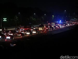 Kenapa Ada Ruas Jalan Tol Gelap Tanpa Penerangan?