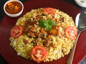 Bikin Laper: Jajal Nasi Briyani Khas Timur Tengah Bikin Laper: Jajal Nasi Briyani Khas Timur Tengah