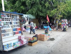 Pengunjung Membeludak, Pedagang Mainan di Ancol Senang Pendapatan Melonjak