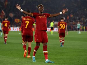 Tammy Abraham Bawa AS Roma ke Final Conference League Tammy Abraham Bawa AS Roma ke Final Conference League