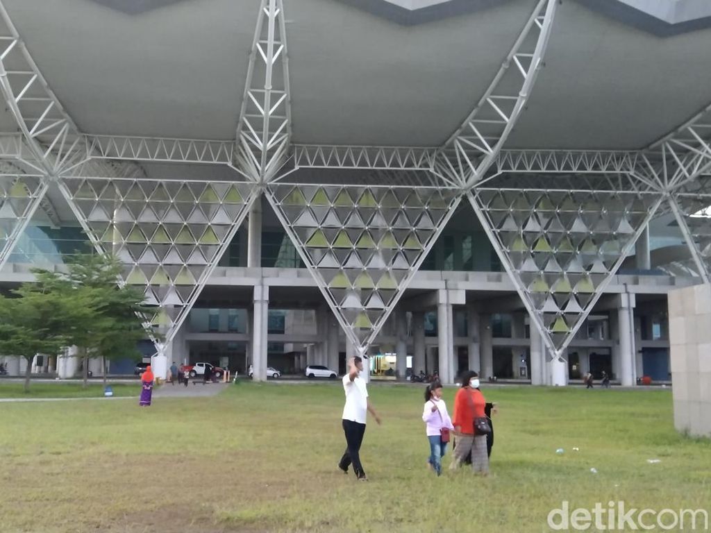 Kala Bandara Internasional Jawa Barat Jadi Tempat Wisata Dadakan Warga Kala Bandara Internasional Jawa Barat Jadi Tempat Wisata Dadakan Warga