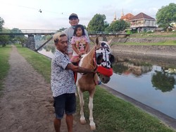 Serunya Wisata Berkeliling Taman Pancing Denpasar Sambil Berkuda