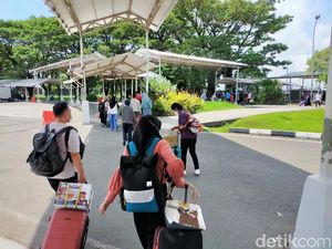 Arus Balik Bandara Hasanuddin Mulai Ramai, Hari Ini Berangkat 16.000 Orang Arus Balik Bandara Hasanuddin Mulai Ramai, Hari Ini Berangkat 16.000 Orang