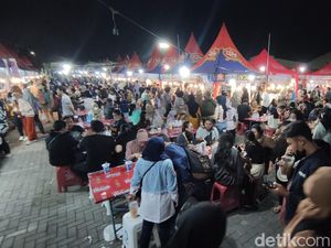 Masih di Semarang? Yuk Mampir ke Festival Kuliner di Kota Lama Masih di Semarang? Yuk Mampir ke Festival Kuliner di Kota Lama