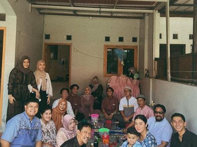 Potret Naysilla Mirdad Saat Lebaran hingga Makan Bareng Keponakan