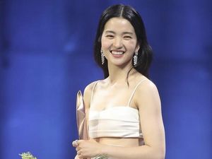 Positif Covid-19, Kim Tae Ri Hentikan Semua Jadwal Positif Covid-19, Kim Tae Ri Hentikan Semua Jadwal