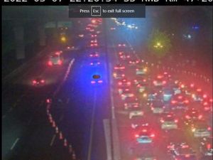 Lalin di Km 47 Tol Japek Arah Jakarta Jelang Contraflow Padat