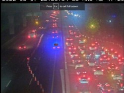 Lalin di Km 47 Tol Japek Arah Jakarta Jelang Contraflow Padat