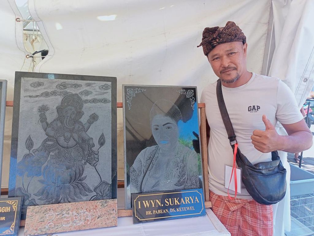 Kisah Pelukis Wajah pada Marmer di Gianyar, Perlu Ketelitian Ekstra