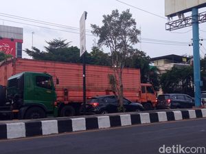 One Way di Pantura, Kendaraan Berat Padati Jalur ke Arah Jateng