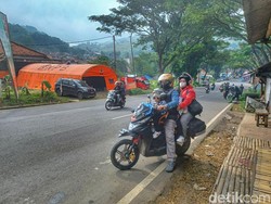 Curhat Pemudik: Cipatujah-Nagreg 5 Jam Bonceng Istri dan 2 Anak