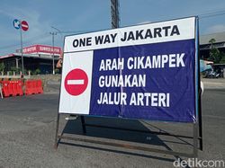 Berita Dan Informasi One Way Tol Cikampek Terkini Dan Terbaru Hari Ini Detikcom 1744