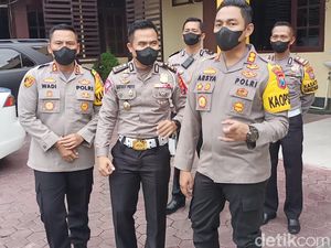 Upaya Polisi Cegah Kemacetan di Jalur Selatan Probolinggo Upaya Polisi Cegah Kemacetan di Jalur Selatan Probolinggo