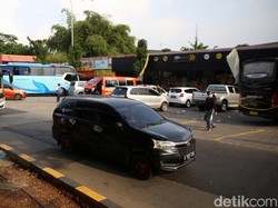 SMRC: 76% Responden Puas Kinerja Pemerintah Urus Mudik 2022