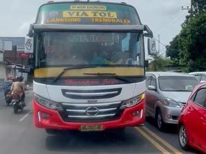 Cerita Pengemudi VW Adang Bus Ugal-ugalan yang Lawan Arah di Tulungagung Cerita Pengemudi VW Adang Bus Ugal-ugalan yang Lawan Arah di Tulungagung
