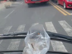 Polisi Janji Menindak Bus Lawan Arah yang Diadang VW Combi di Tulungagung