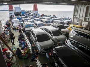 Arus Balik Lebaran, Pemudik dari Sumatera Kembali ke Jawa via Merak