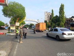 Arus Balik dari Jatim Melalui Ngawi Capai 153 Ribu Kendaraan