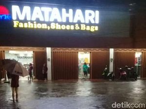 Bojonegoro Banjir, Permukiman-Jalan Protokol Terendam Air hingga Selutut