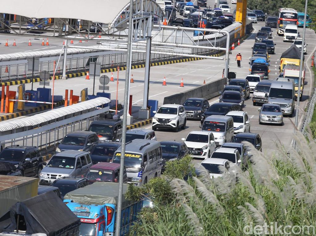 76 Ribu Kendaraan Kembali ke Jakarta Hari Ini dari 4 GT Utama