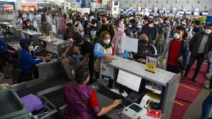 Begini Sibuknya Bandara Soetta-Kualanamu di Puncak Arus Balik Lebaran