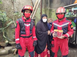 Ngeri! 4 Ekor Ular Air Muncul di Permukiman Bikin Geger Warga Makassar