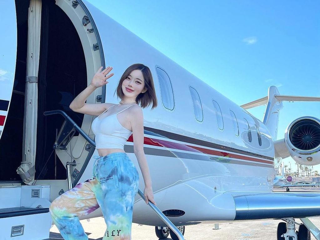 Terpopuler: Salah Kostum Pas Naik Pesawat, DJ Soda Diminta Copot Celana