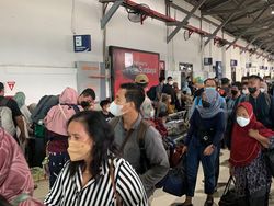 Selama Libur Lebaran, 256 Ribu Penumpang KA Berangkat dari Daop 8